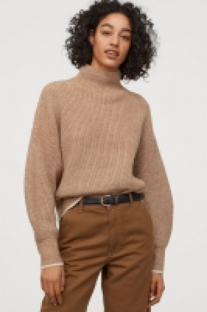  Pull à manches ballon 16.99 €