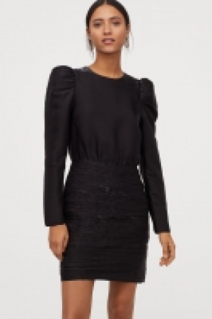  Robe à manches bouffantes 43.99 €