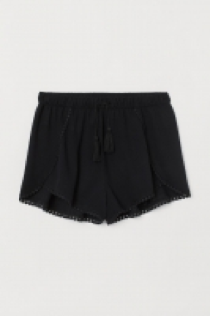  Short avec bords en dentelle 7.99 €