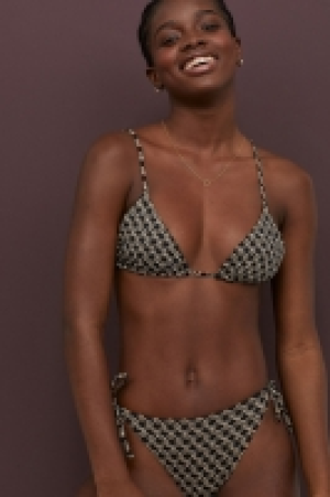  Haut de maillot triangle 6.99 €