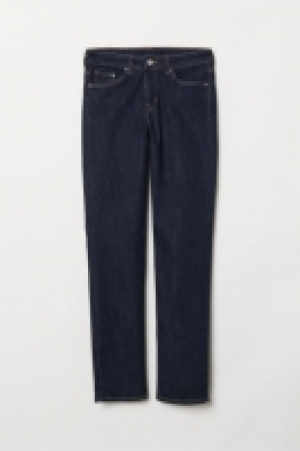  Straight Regular Jeans 18.99 €