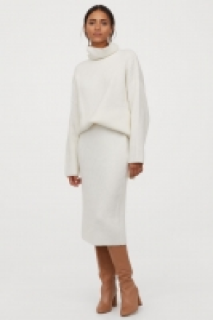  Jupe en maille côtelée 16.99 €