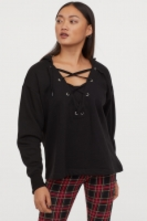 HM   Sweat à capuche avec laçage