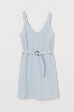  Robe en velours côtelé 16.99 €