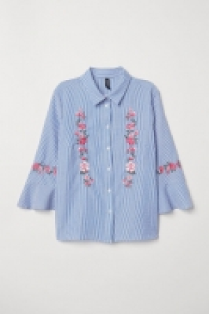 HM   Blouse avec broderies