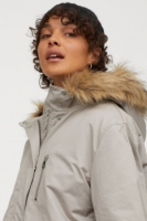  Parka matelassée avec capuche 38.99 €