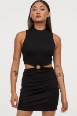  Robe découpée 11.99 €