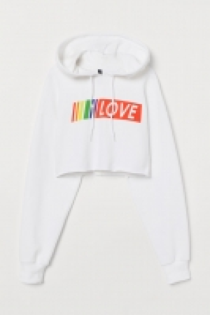  Sweat court avec capuche 7.99 €