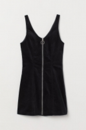  Robe en velours 13.99 €
