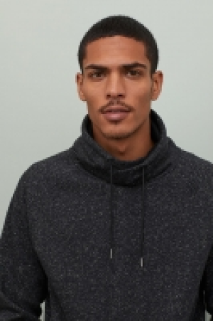  Sweat à col cheminée 11.99 €