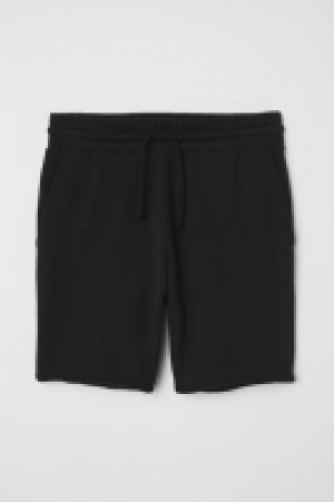  Short en molleton 5.99 €