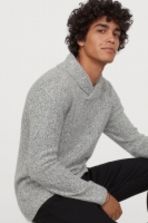  Pull à col châle 18.99 €