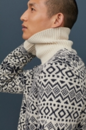  Pull col roulé jacquard 18.99 €