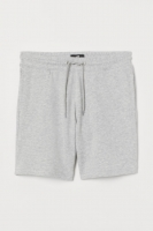  Short en molleton 9.99 €