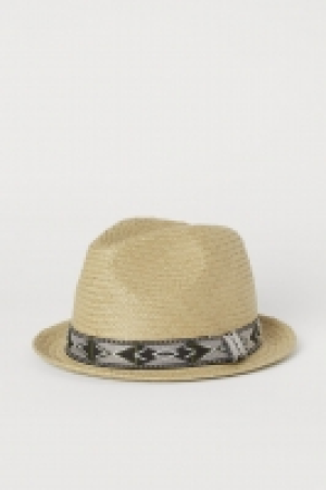  Chapeau de paille 3.99 €