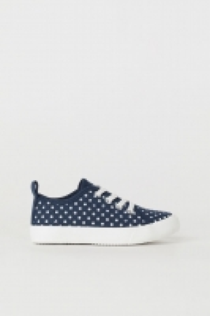  Tennis en toile 2.99 €