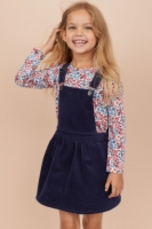  Robe salopette et top 8.99 €
