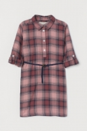  Robe chemise en coton 10.99 €