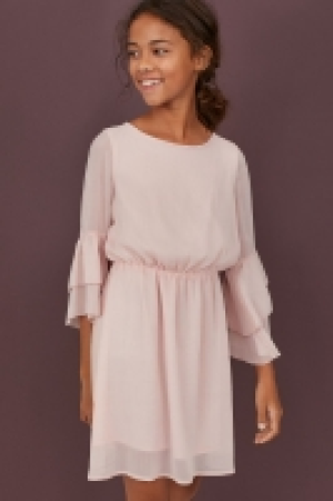 HM   Robe à manches trompette