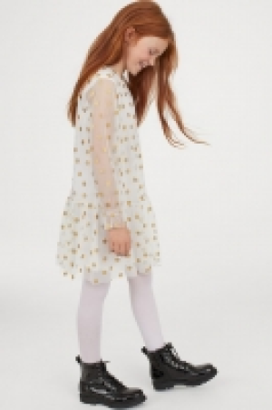  Robe en tulle scintillant 8.99 €