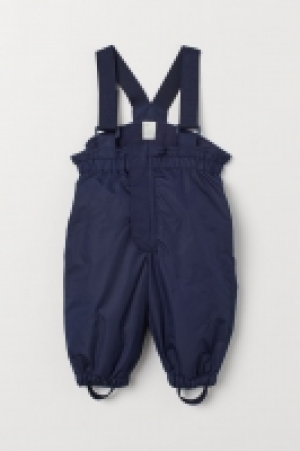 Pantalon outdoor à bretelles 6.99 €