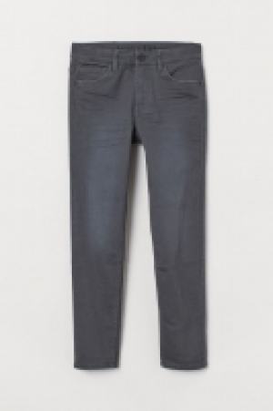  Pantalon super stretch 18.99 €