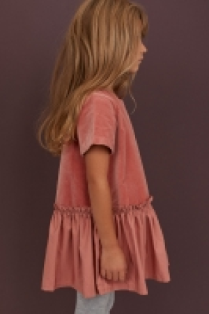  Robe en velours 16.99 €