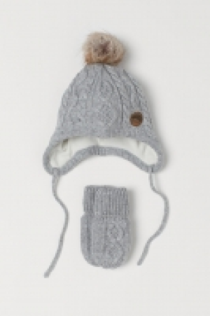  Bonnet et moufles 4.99 €
