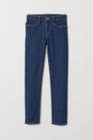  Skinny Fit Jeans 4.99 €