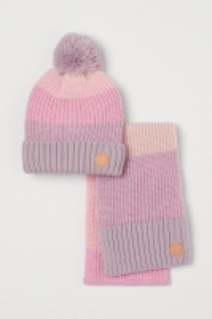  Bonnet et écharpe 7.99 €