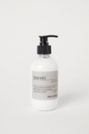  Lotion pour le corps 8.99 €