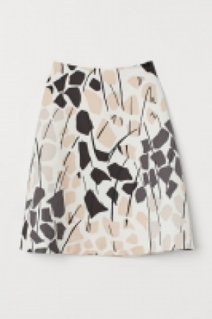  Jupe en satin 13.99 €