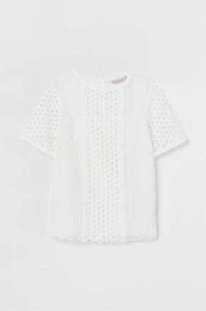  Top en dentelle 13.99 €