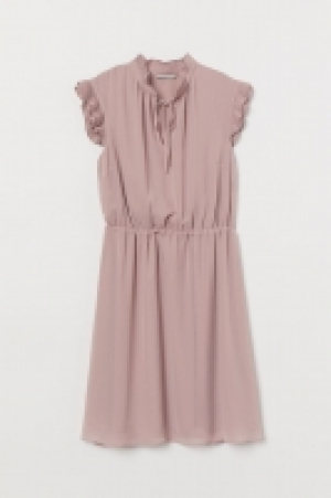  Robe à mancherons 18.99 €