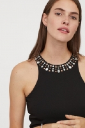  Robe avec strass 16.99 €