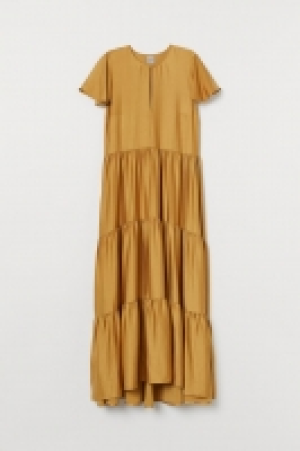  Robe longue en satin 43.99 €