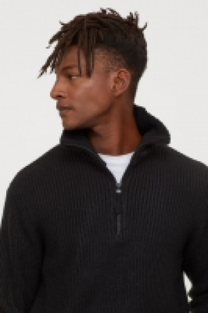  Pull à col droit 18.99 €