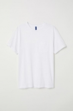  T-shirt avec poche de poitrine 4.99 €