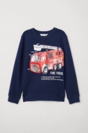  Sweat avec application 3.99 €
