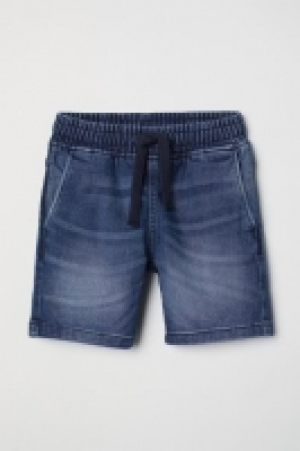  Short à taille élastique 9.99 €