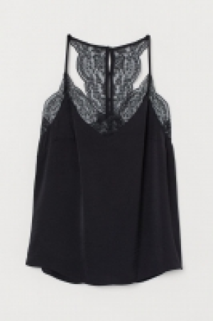  Top en satin avec dentelle 14.99 €