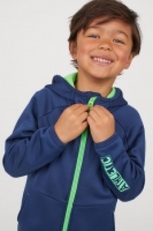  Veste training à capuche 5.99 €