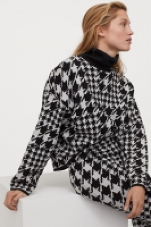 HM   Pull col roulé jacquard