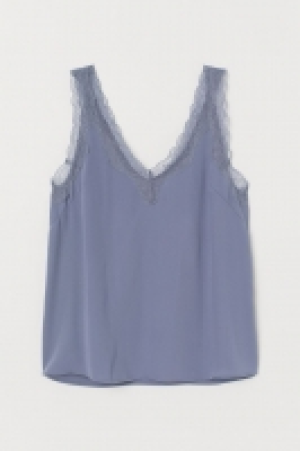  Top en satin avec dentelle 9.99 €