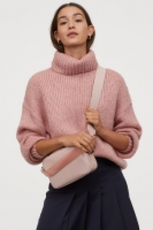 HM   Sac bandoulière verni