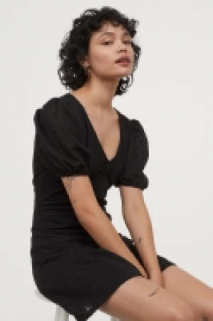  Robe à manches bouffantes 12.99 €