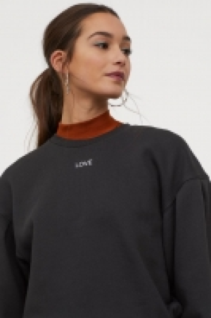  Sweat à manches bouffantes 12.99 €