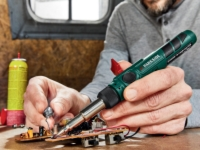 Fer à souder 3 en 1 et accessoires 19.99 €