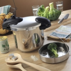 BATIMEX Autocuiseur Baïonnette 6L - inox 59.90 €