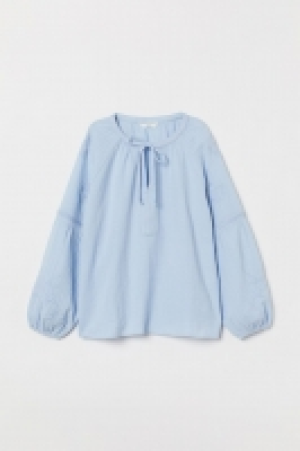  Blouse brodée en coton 16.99 €